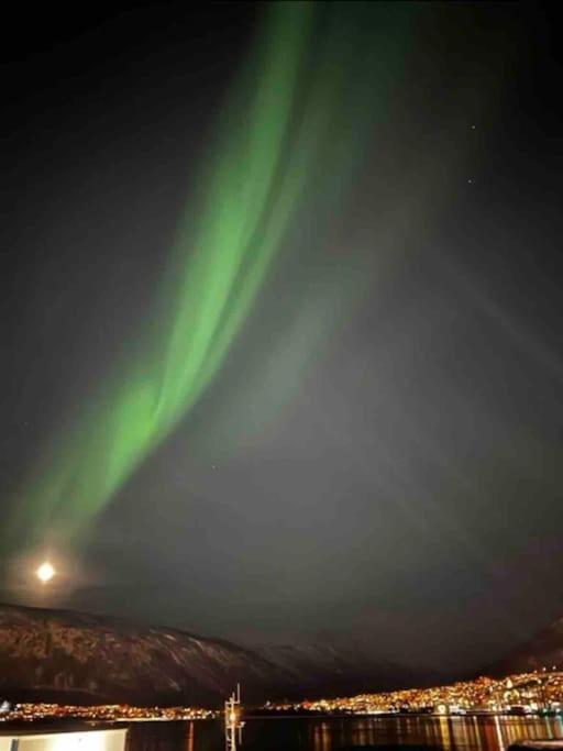 Apartment Aurora Lights View
